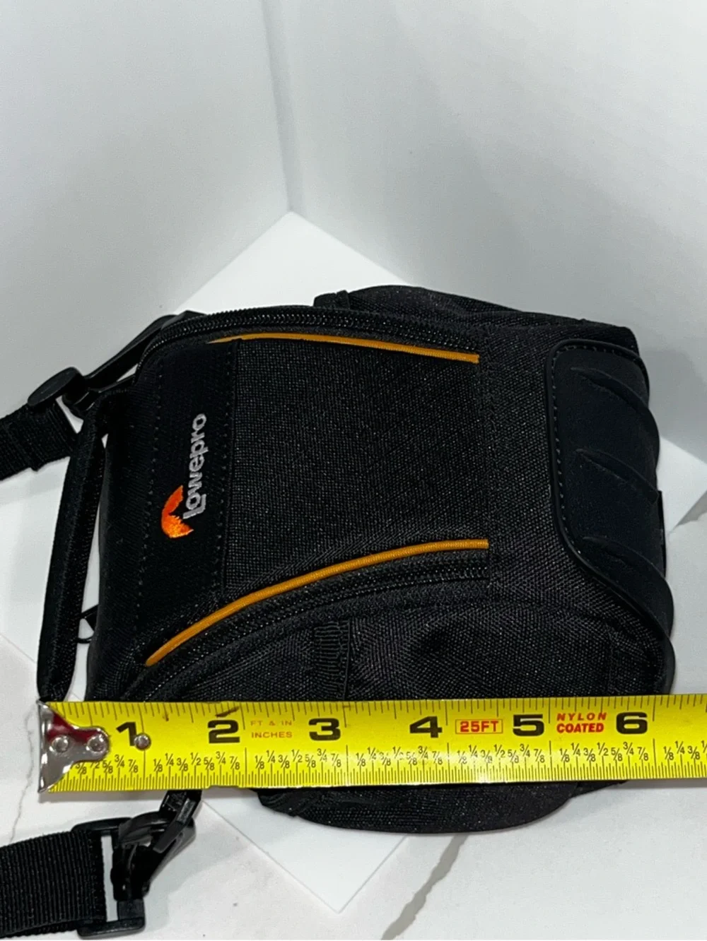 Lowepro Adventura SH 100R II Camera / Camcorder Bag Case -7” X 6” Long Adj Strap